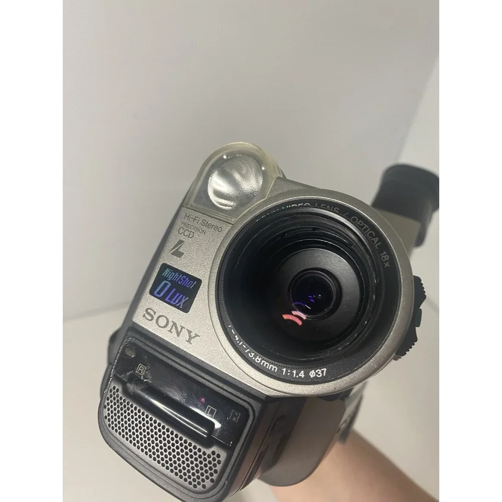 Sony Handycam CCD-TR940 Hi8 XR Camcorder NightShot SteadyShot TESTED Works!